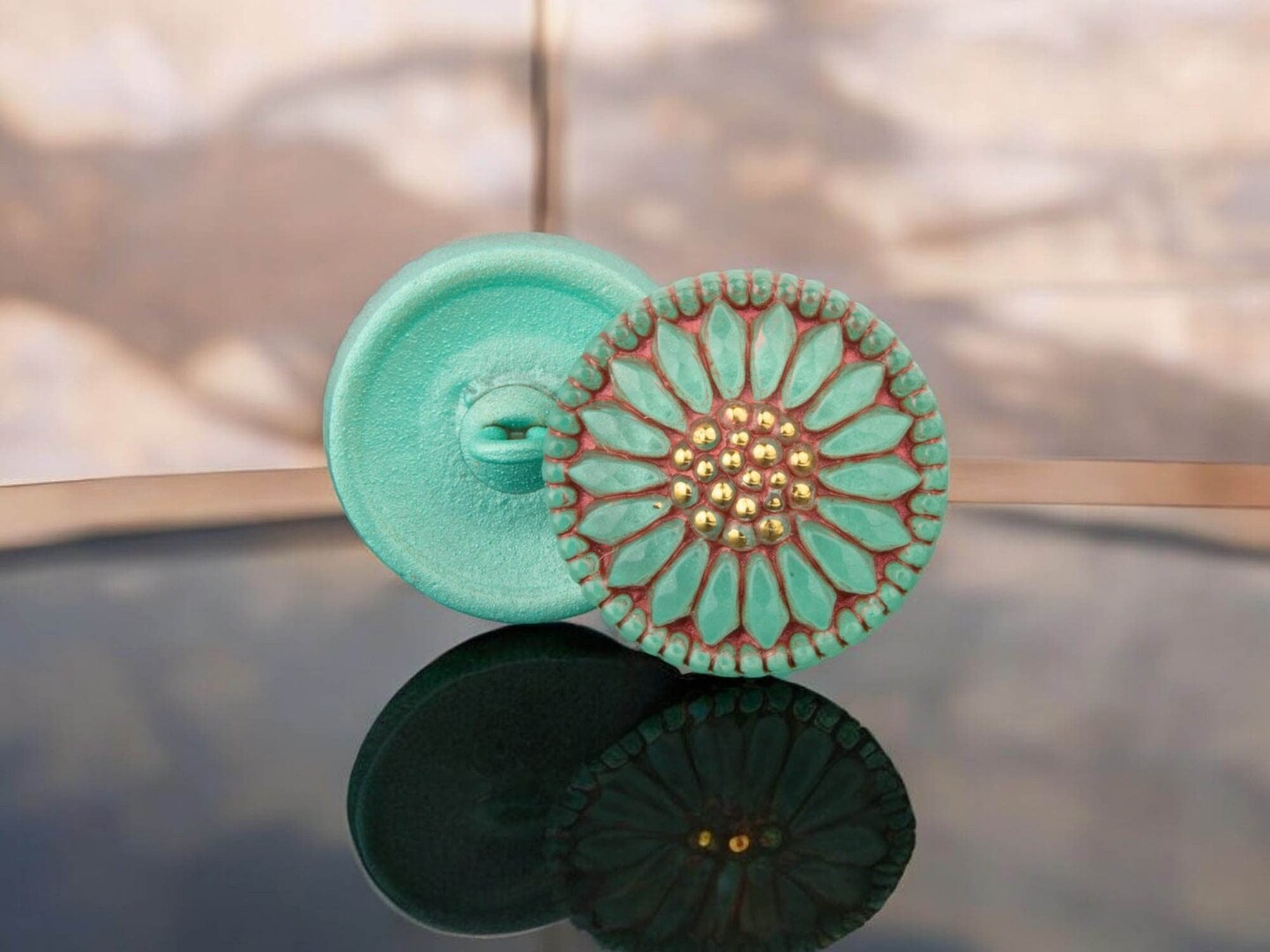 18mm Round Sunflower Button - Mint Green and Red Wash with Gold Paint -- Czech Glass Buttons