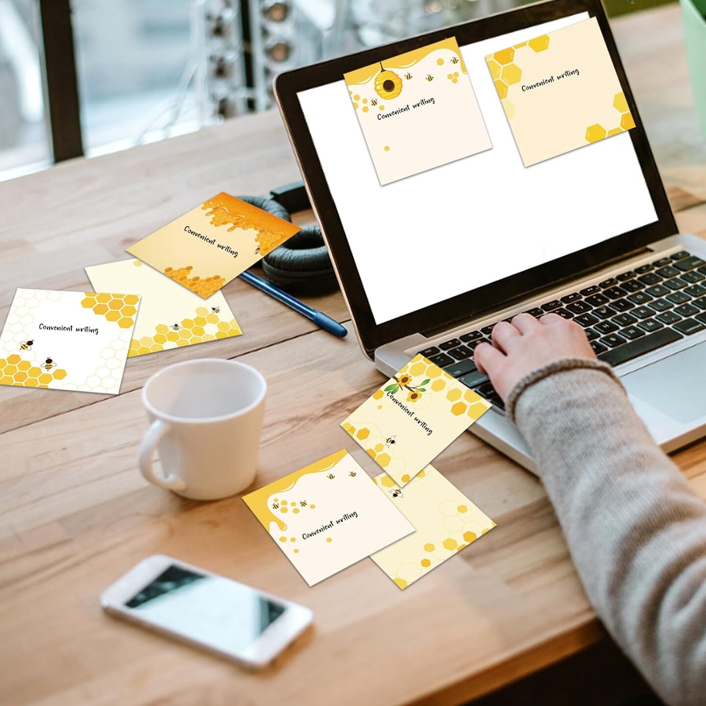 9 Pieces Bee Sticky Notes 3x3 Inch Cute Bee Note Pads Adesive Bee Memo Notes for School Office Home Supplies Students Teachers Gift