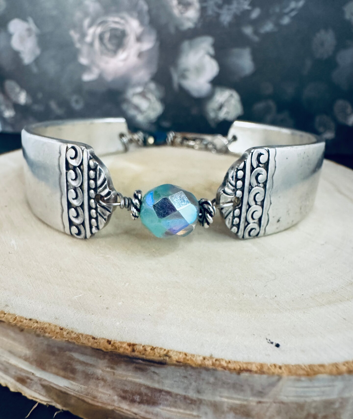 Vintage Spoon Bracelet - 1938 Surf Club spoon pattern  Old Spoon Beaded Bracelet main image 0
