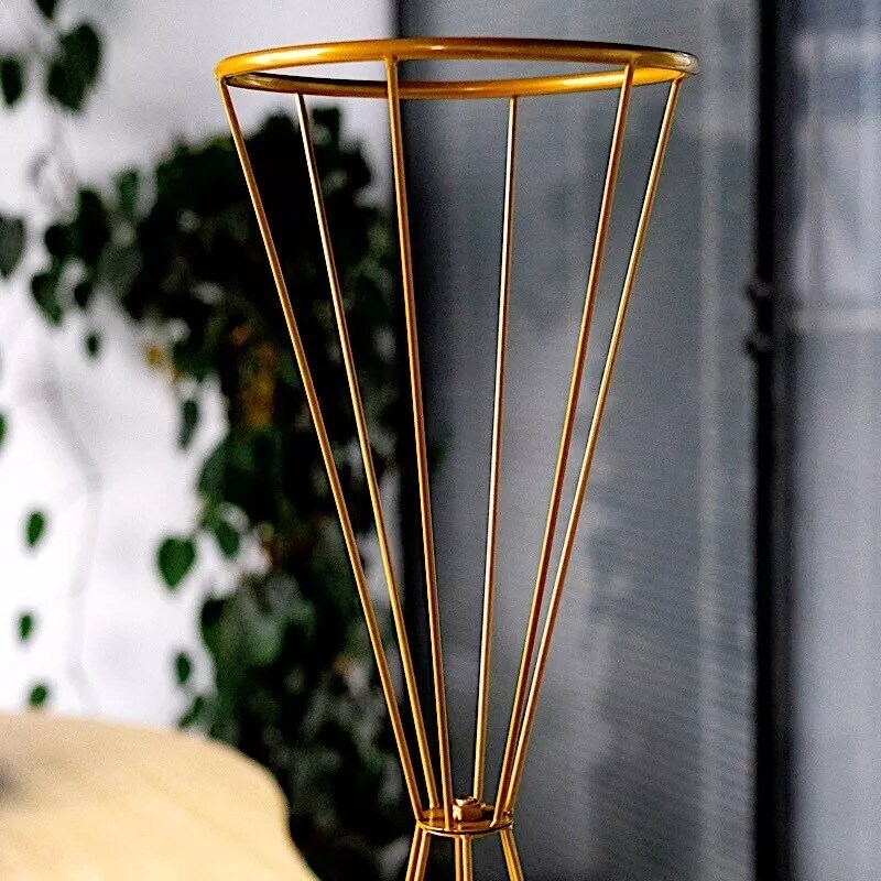 27-Inch Reversible Gold Geometric Metal Flower Stand Centerpiece Pedestal Party