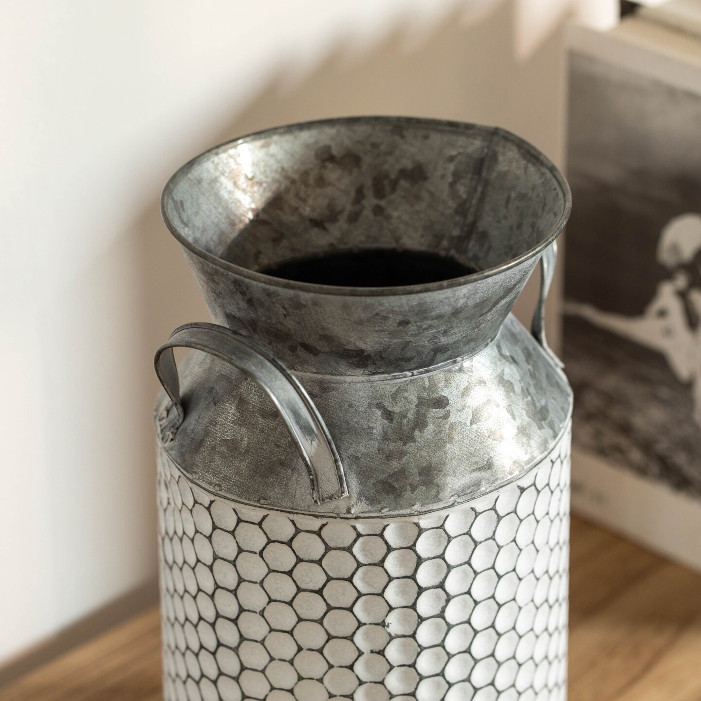 Vintiquewise 11-Inch Vintage Farmhouse Decorative Milk Bucket Vase - Rustic French Country Decor Jug with Handles for Flowers Shabby Chic Centerpiece Table Decor Garden Accent Primitive Tin Holder