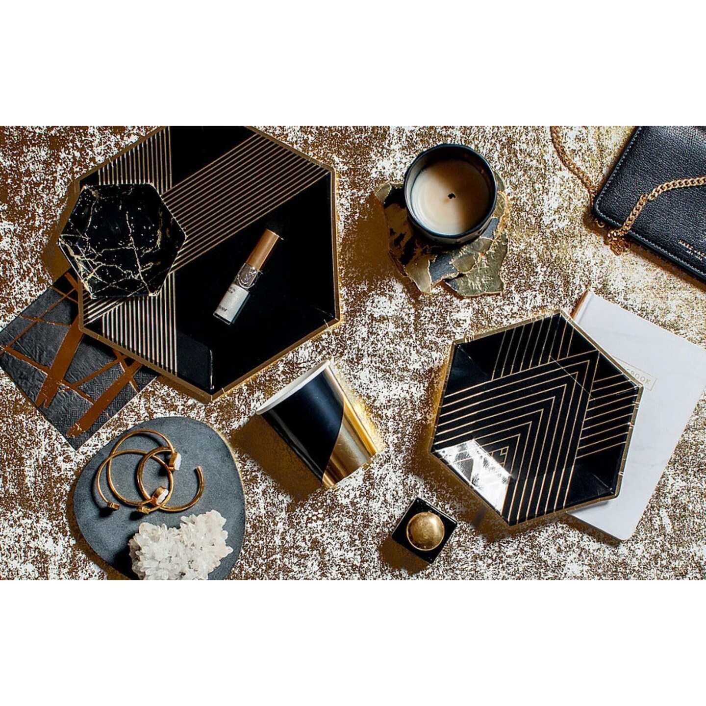 NOIR BLACK &#x26; GOLD COLORBLOCK CUP