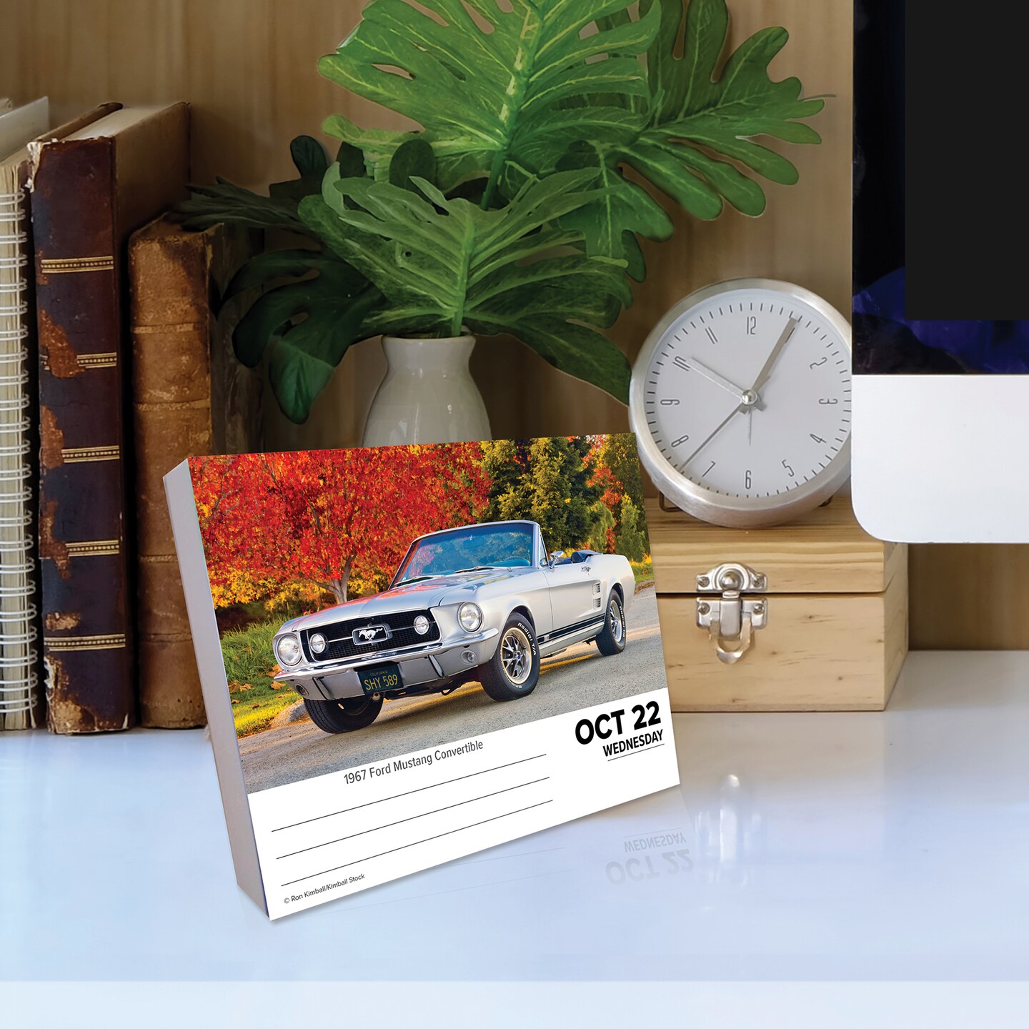 American Muscle Cars 2025 Box Calendar, Daily Desktop