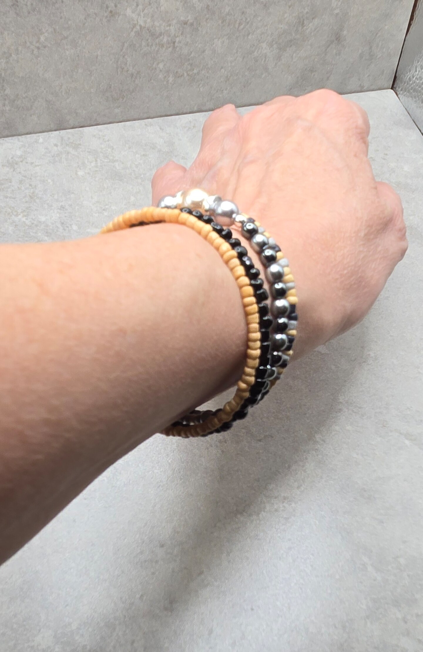 クロムハーツの「BEAD 4MM V277 BRACELET MALIBU クロムハーツの「BEAD 4MM V277 BRACELET MALIBU
