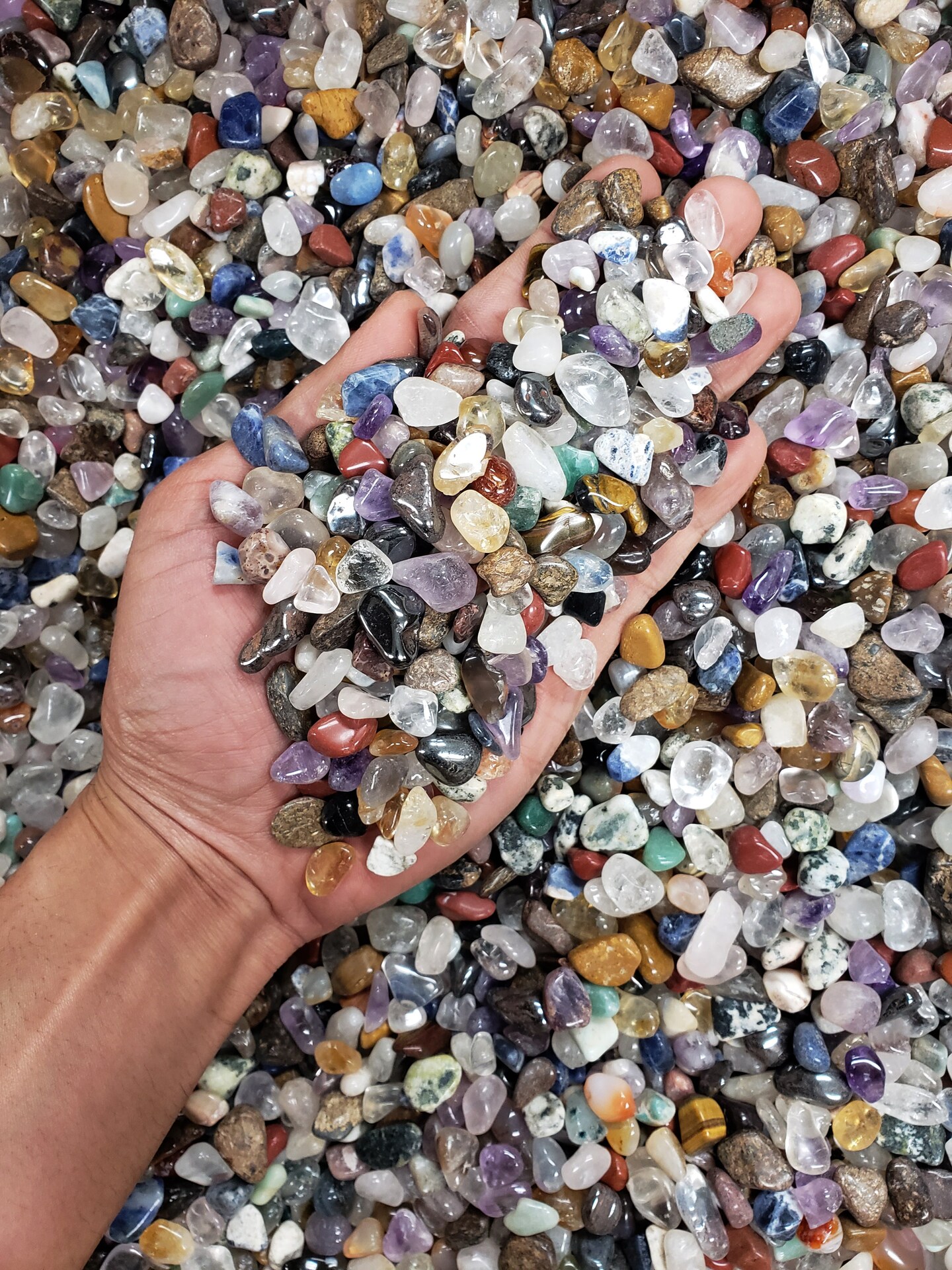 TUMBLED CRYSTAL CHIPS - Assorted Mix Small Polished Stones