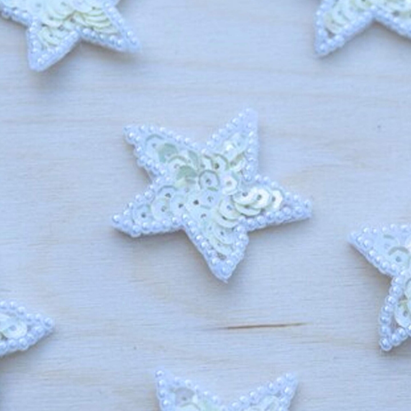 4 Pieces 0.75" White Beaded Sequin Star Patches for DIY Crafts Jackets Clips Accessories