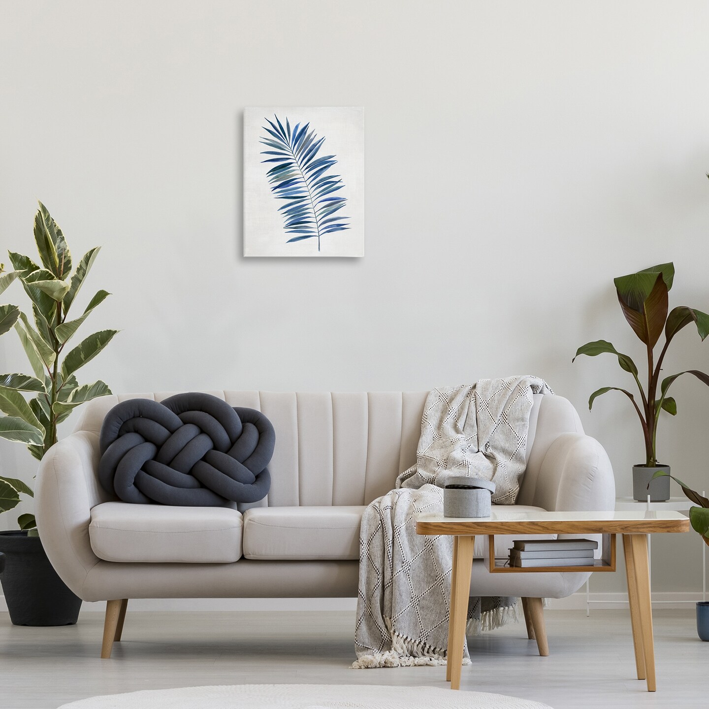 Stupell Industries Simple Palm Leaf Canvas Wall Art Design by Hannah Dawson