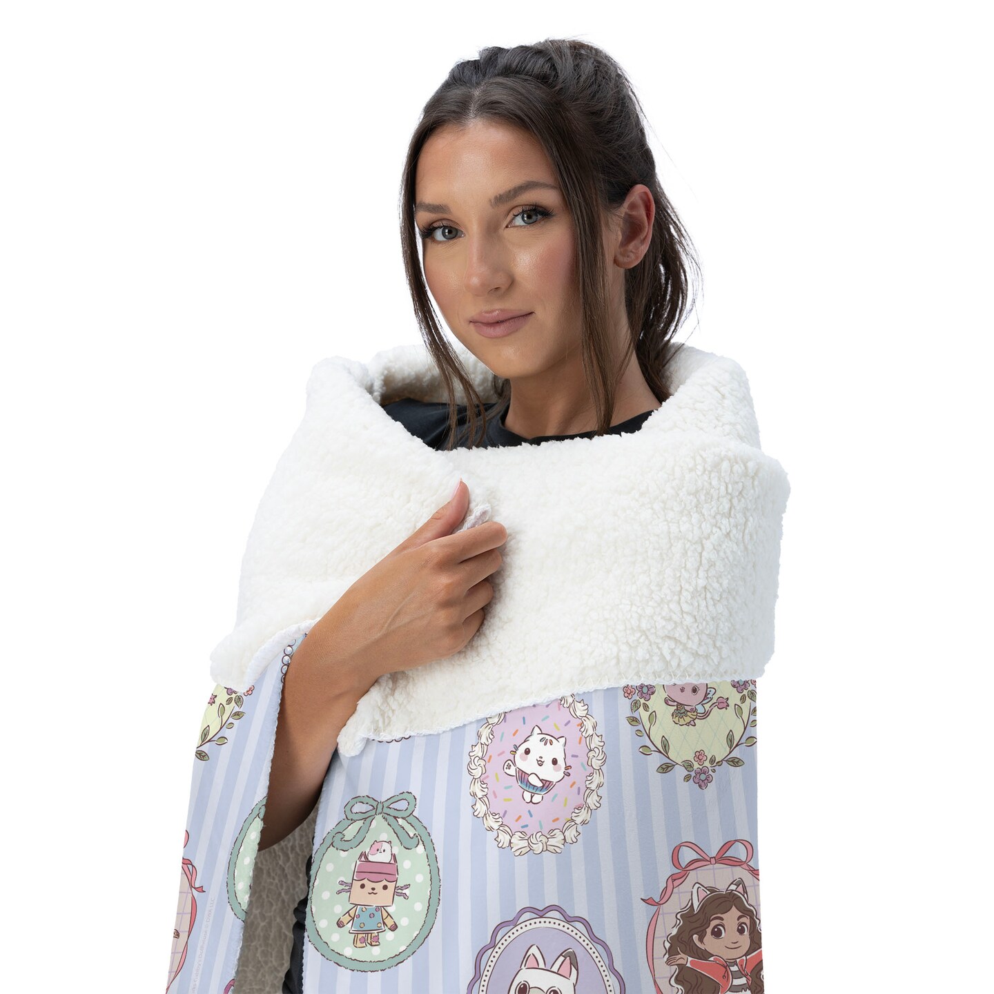 Universal Gabby's Dollhouse Silk Touch Sherpa Throw Blanket, Color