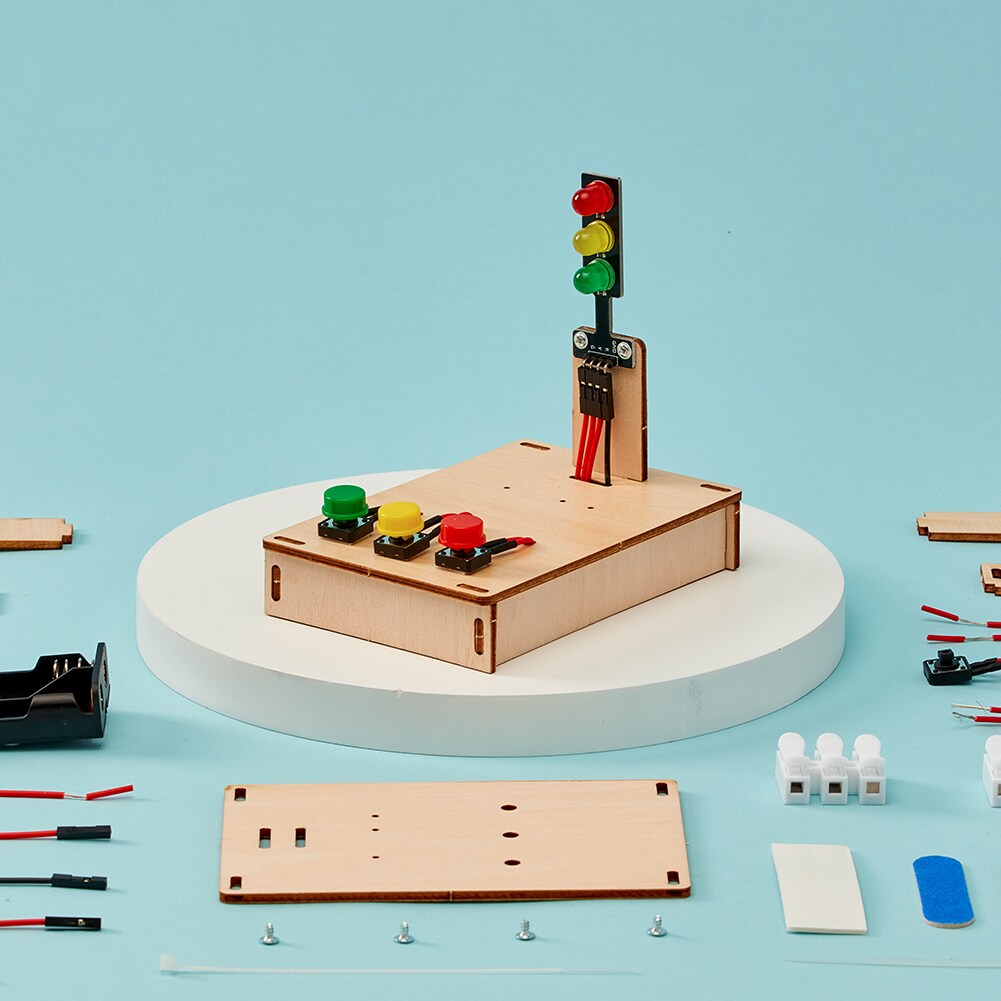 Traffic Light DIY Kit - Educational STEM Toy for Kids, Craft Kit