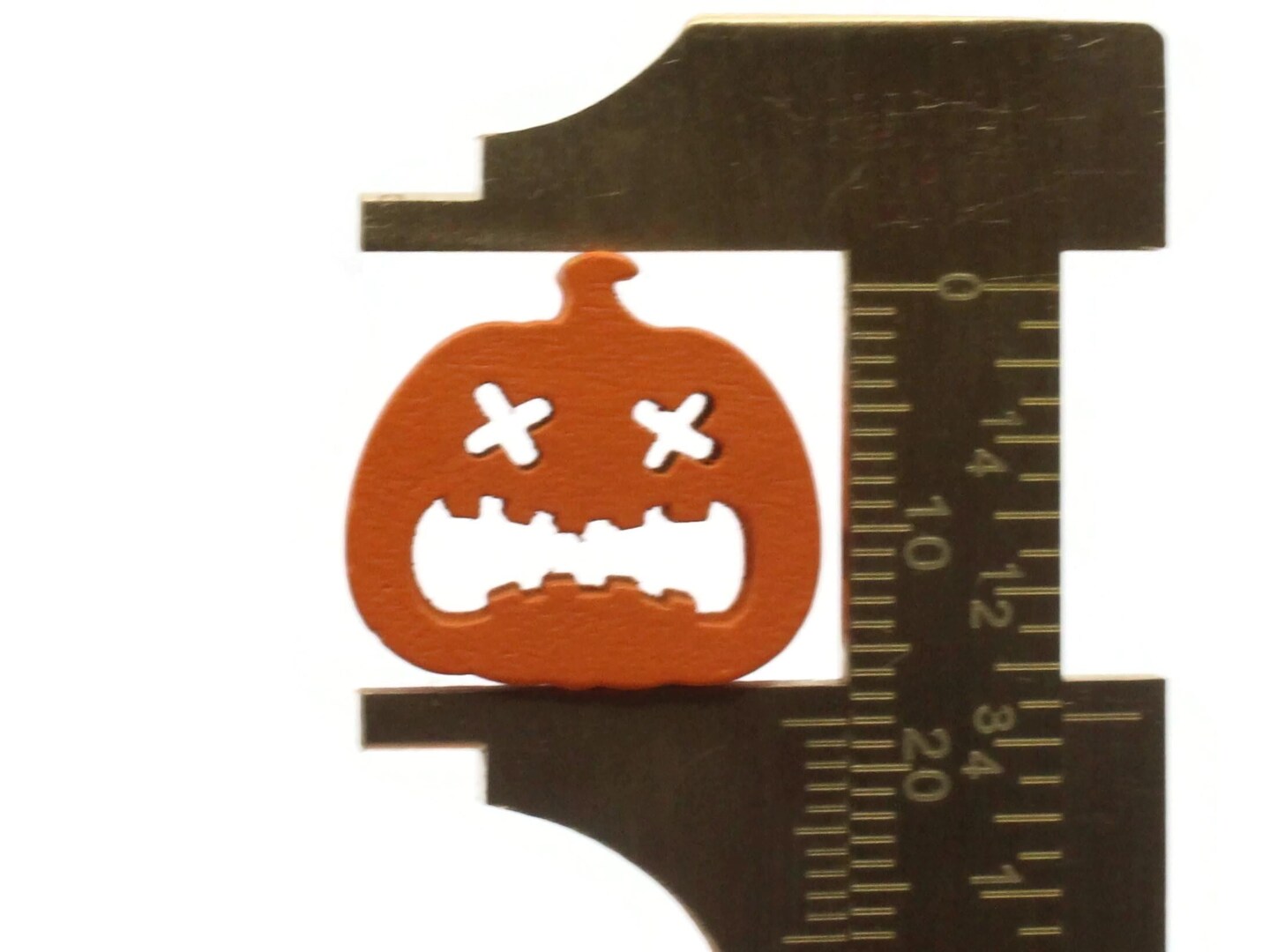 12 Mixed Spooky Halloween Beads to String Jack o lanterns, Ghosts and Graves