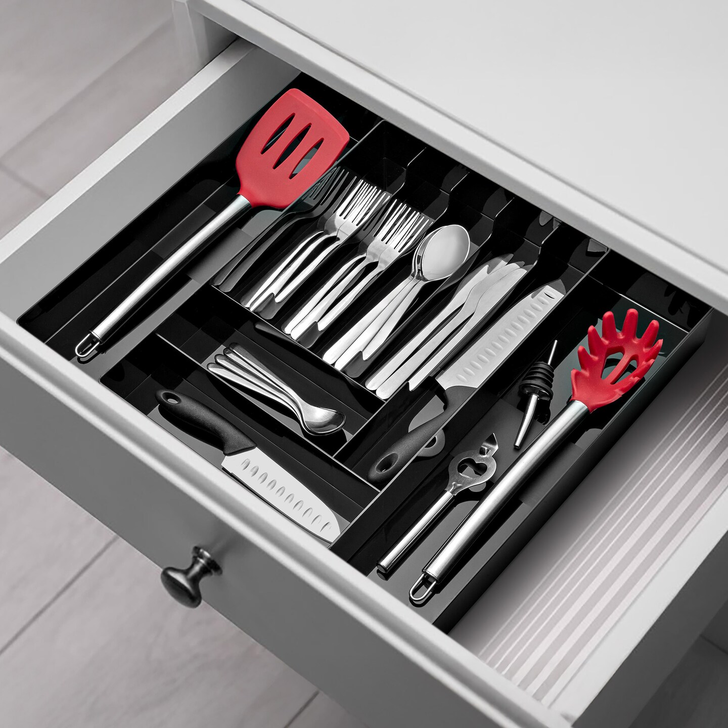 Sorbus Large Silverware Organizer – Expandable Kitchen Drawer Organizer, Adjustable Utensil Organizer, Cutlery Tray for Forks, Knives, Spoons – Multipurpose Flatware and Kitchen Storage Solution