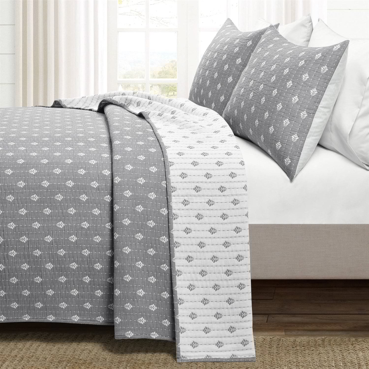 Grey-White Cotton Yarn Woven Quilt Coverlet Set 3 Piece Bedding with Leaf Pattern Pillow Shams