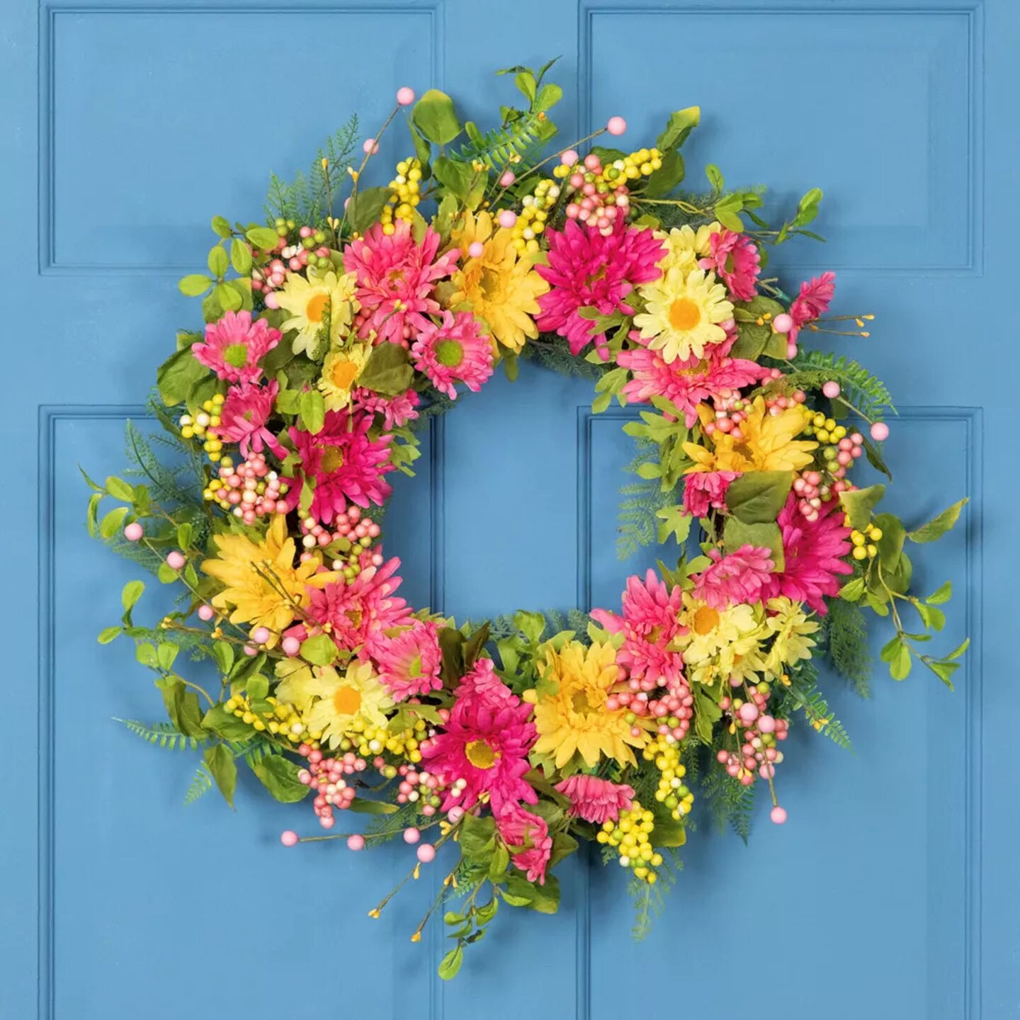 Northlight Gerbera Daisy, Berries and Daisy Floral Spring Wreath 23" Pink/Yellow
