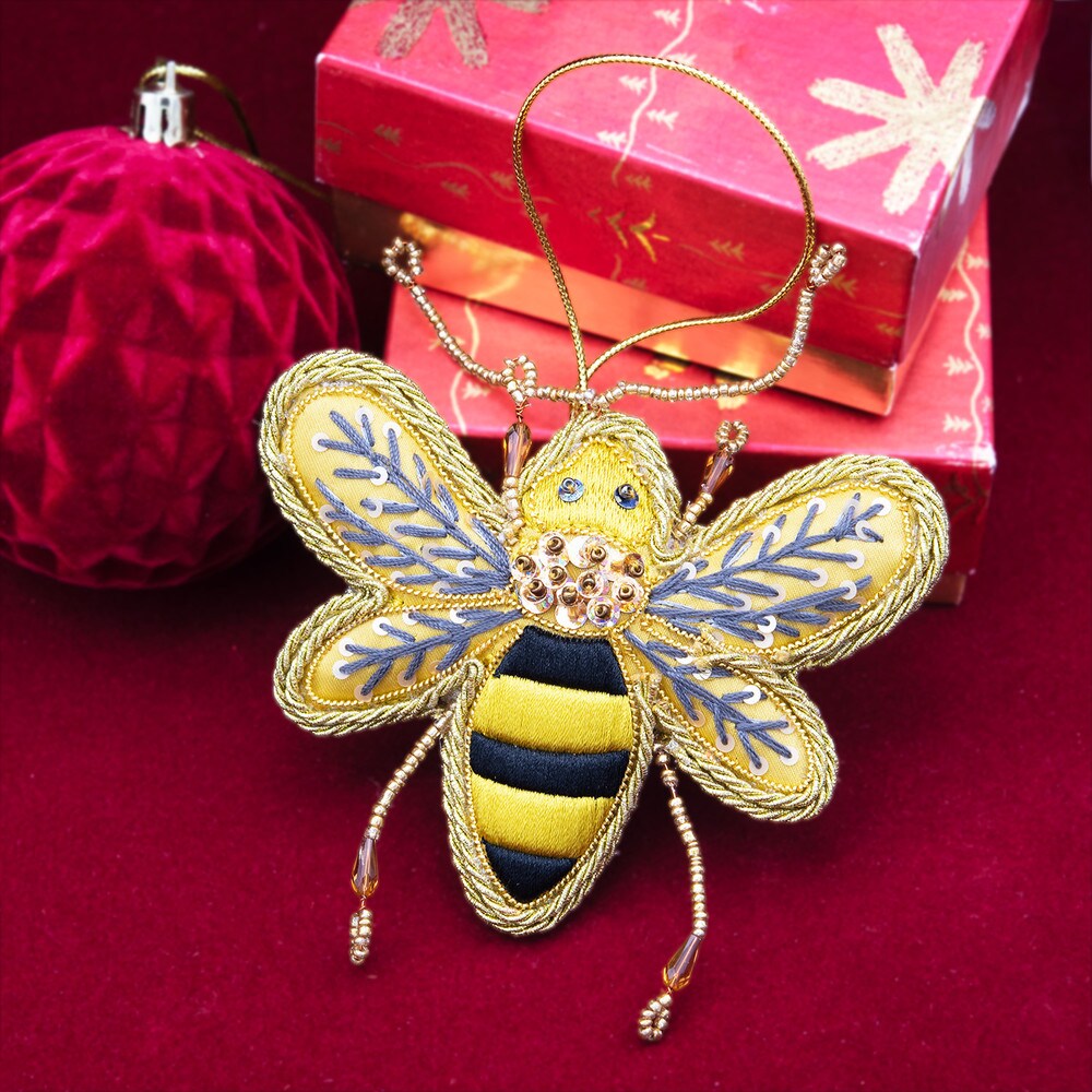 Gloria Duchin Oh Christmas Bee Ornament