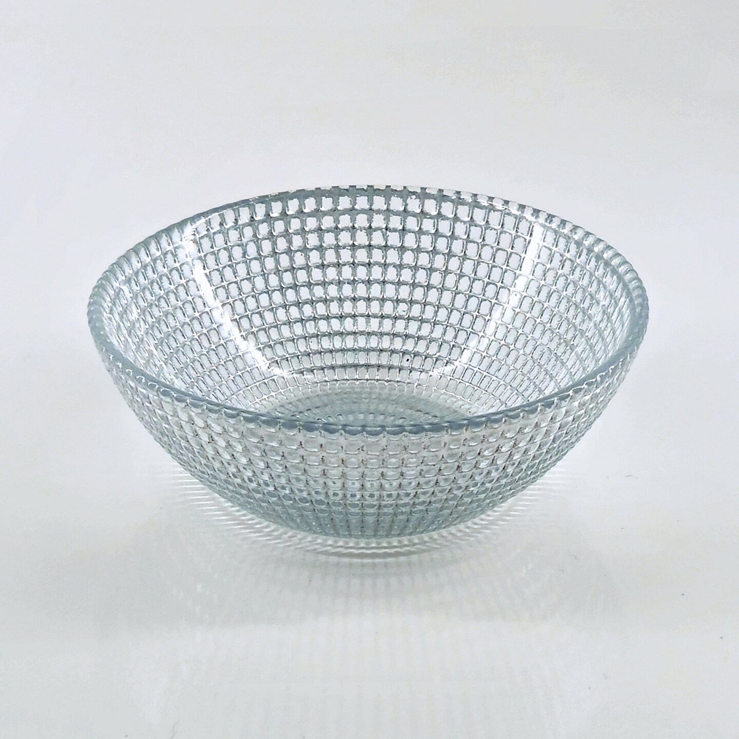 Decorative Lead-Free Glass Bowl Microwave and Dishwasher Safe