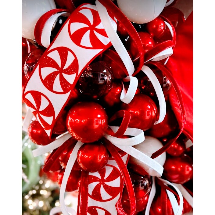 .75&#x22; Velvet Luster Ribbon: Red (10 Yards)