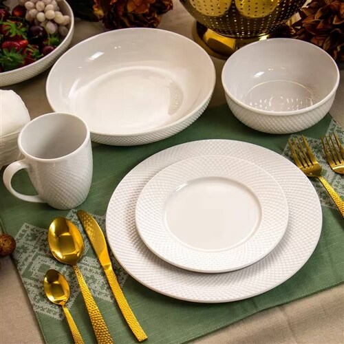 18-Piece White Porcelain Dinnerware Set for 4 with Plates Bowls Mugs Hatch Pattern