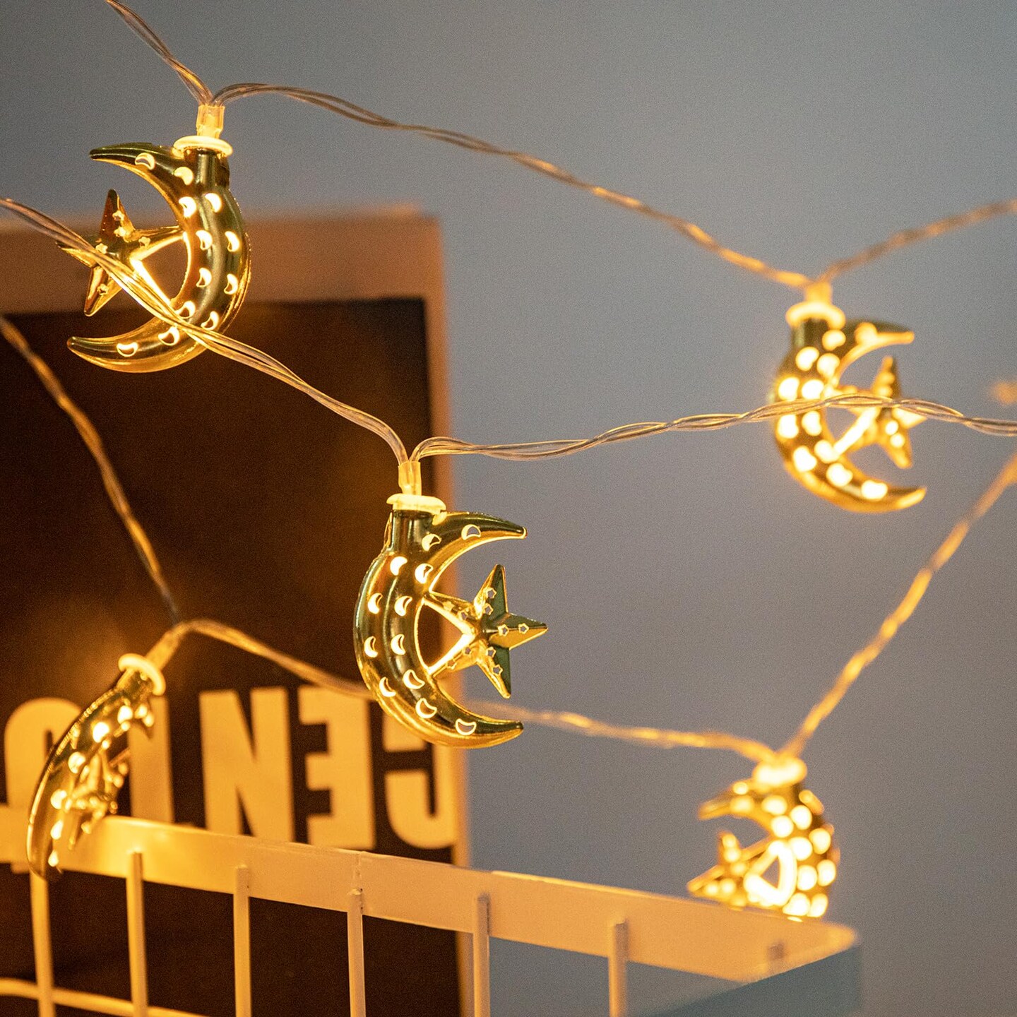 Vigdur Ramadan String Lights - 20 LEDs Eid Mubark Moon Star Fairy Lights Battery Operated with Timer, Ramanda Decoration Lights for Eid Al Adha Ramadan Home Decor, 10FT