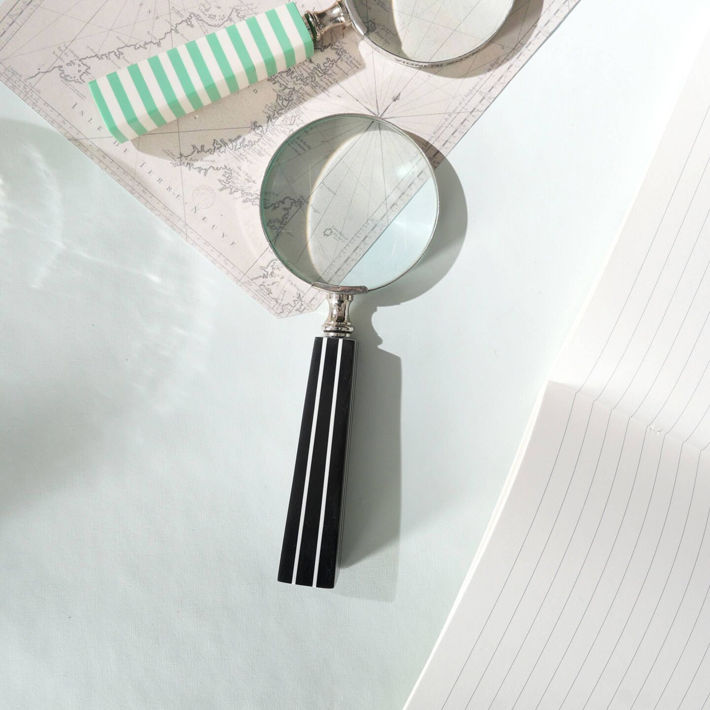 Handcrafted Magnifying Glass for Clear Detail View