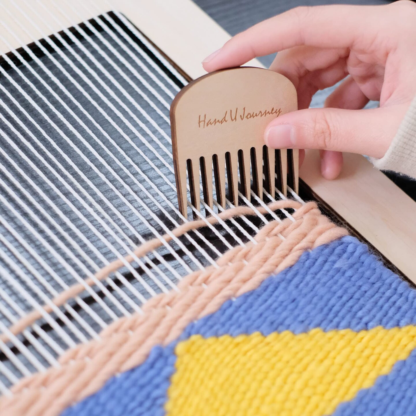 Wool Queen Rectangle Weaving Loom Kit - 2 Sets with Weaving Needles and Tools, Perfect for Beginners and Weaving Enthusiasts, 11&#x27;&#x27;x16.5&#x27;&#x27; and 7.8&#x27;&#x27;x11.7&#x27;&#x27; Large Sizes