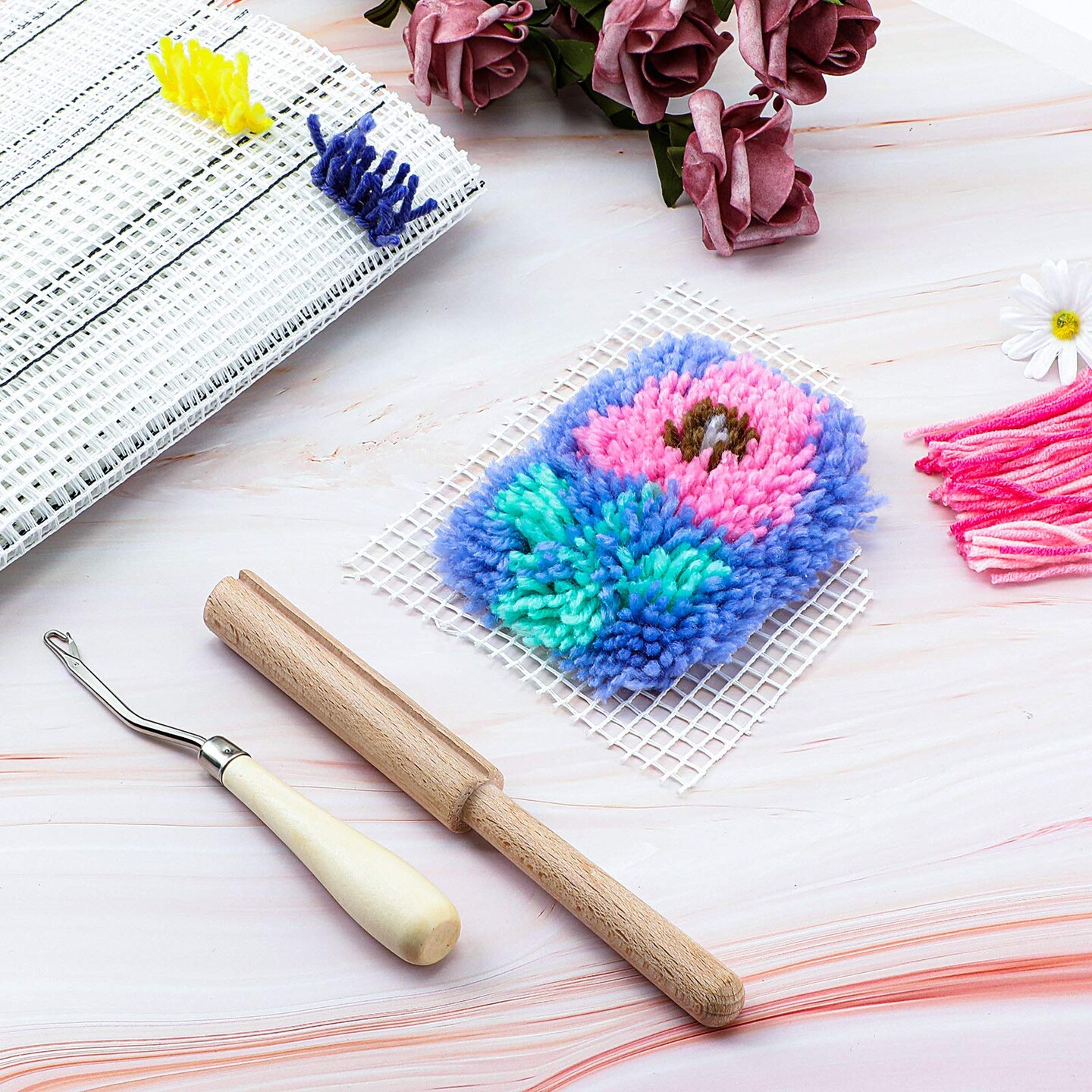 3 Pieces Latch Hook Tool Rug Mesh Fabric Canvas Wooden Bent Latch Hook Tool Yarn Cutter Embroidery Crafts Supplies for DIY Rug Carpet Tapestry Making, 19 x 59 Inches