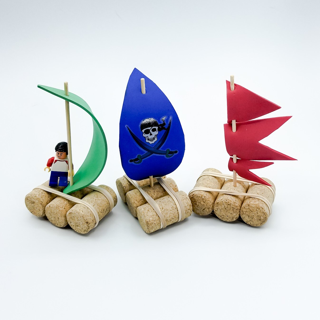 Ink and Trinket Kids Cork Boat Craft Kit, Individually Packaged Party Favor