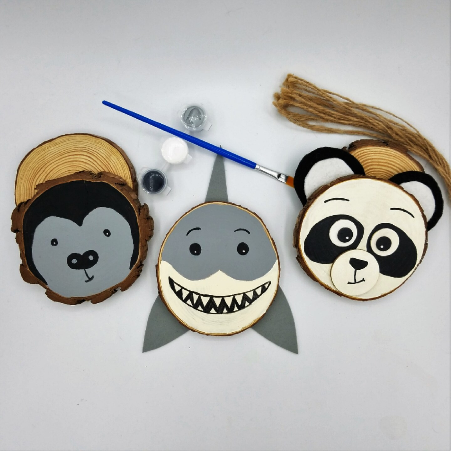 Ink and Trinket Kids Endangered Species Craft Kit, DIY Ornaments, Natural Wood