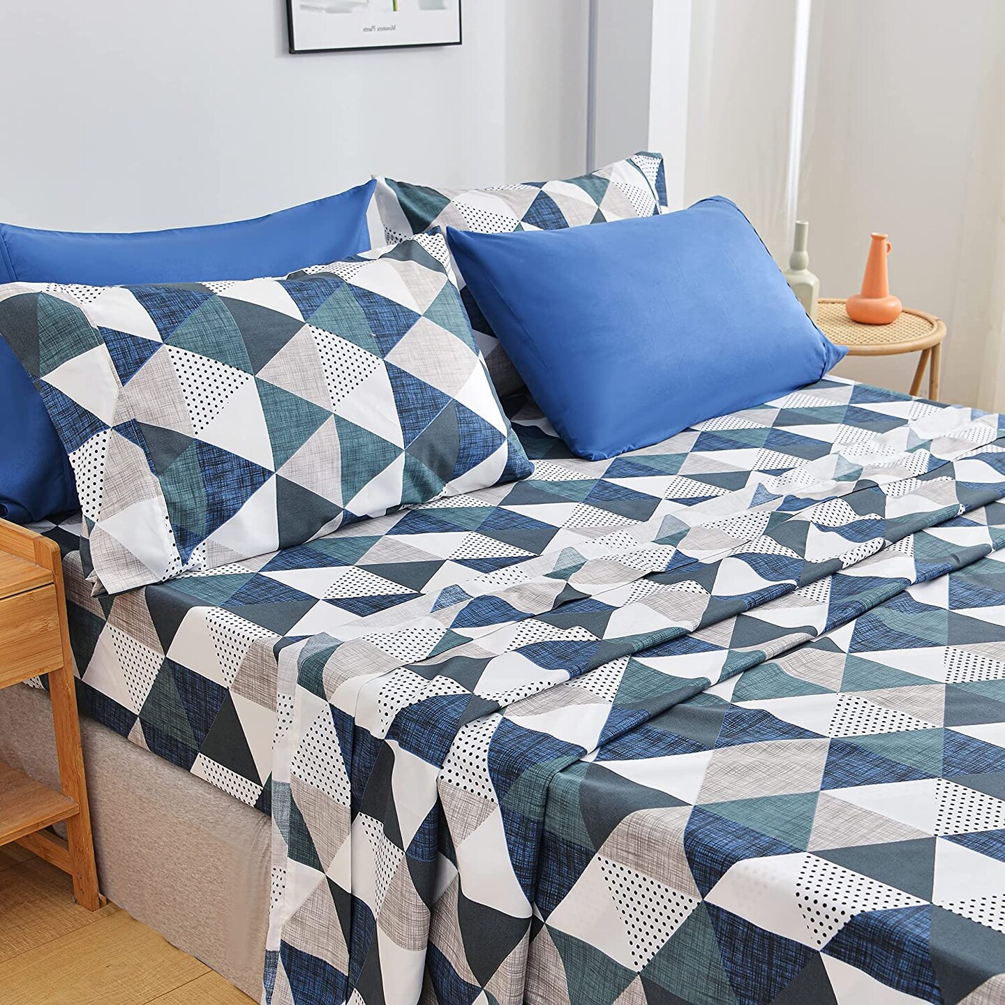 American Home Collection Triangles Patterned Bedding Sheets & Pillowcases Set Brushed Microfiber Wrinkle Free Sheet Set