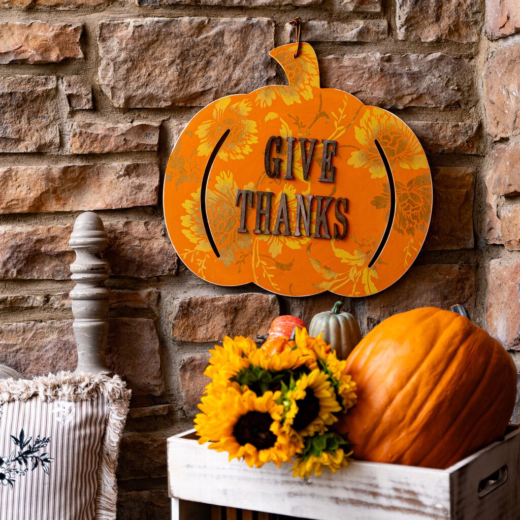 18 in. Unfinished Wooden Carriage Pumpkin