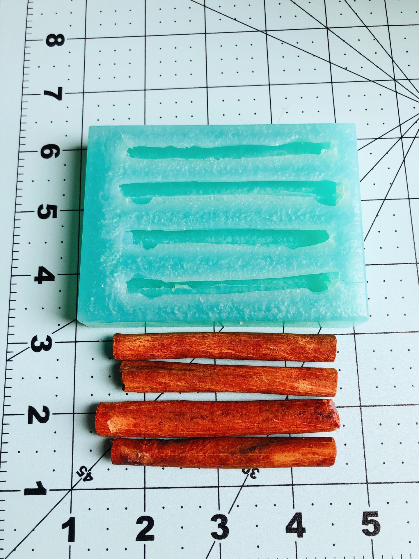 4pc Cinnamon Stick Silicone Candle Mold, Realistic Food Shape Mold, For Wax | Embed | Soap |  Resin Castings