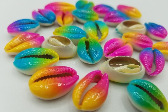 20 Tie-Dye Cowrie Beads, Painted Sea Shells for Hair and Jewelry by Ink and Trinket Kids