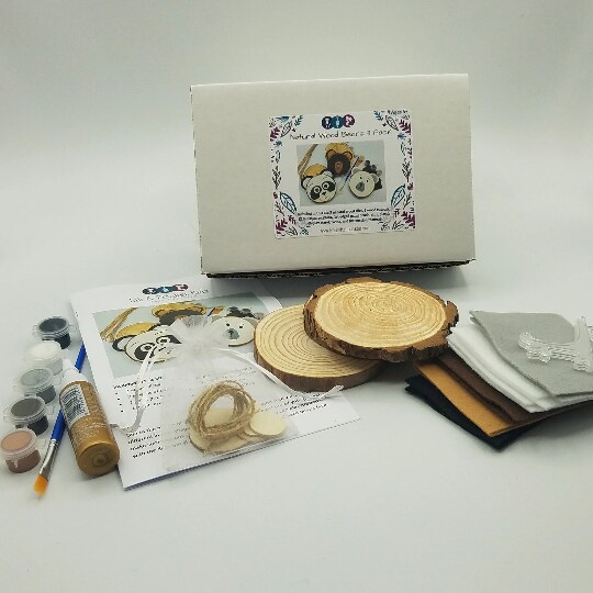 Ink and Trinket Kids 3 Bears Wood Slice Painting Craft Kit, DIY