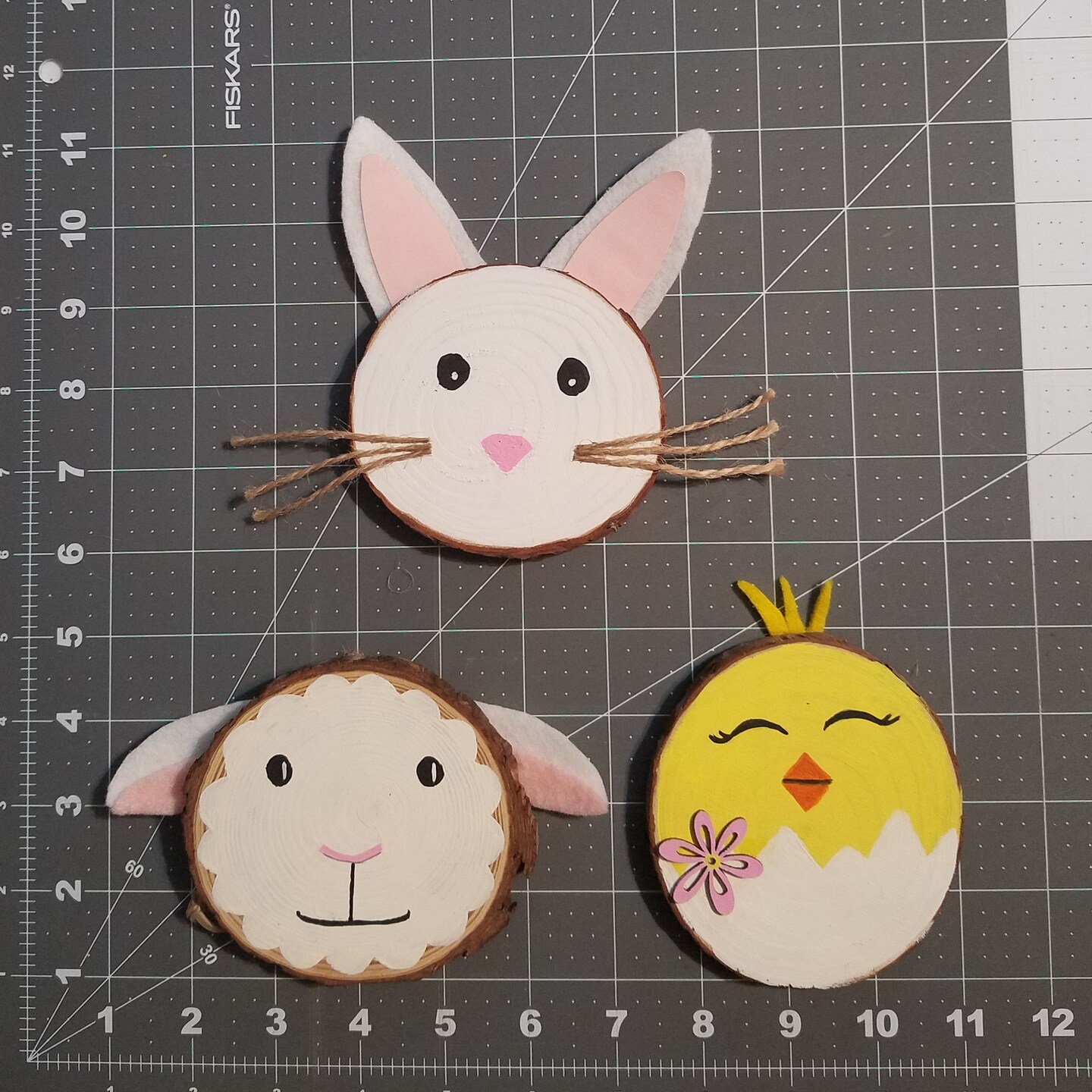 Ink and Trinket Kids Easter Craft for Kids, Natural Wood Painting Kit