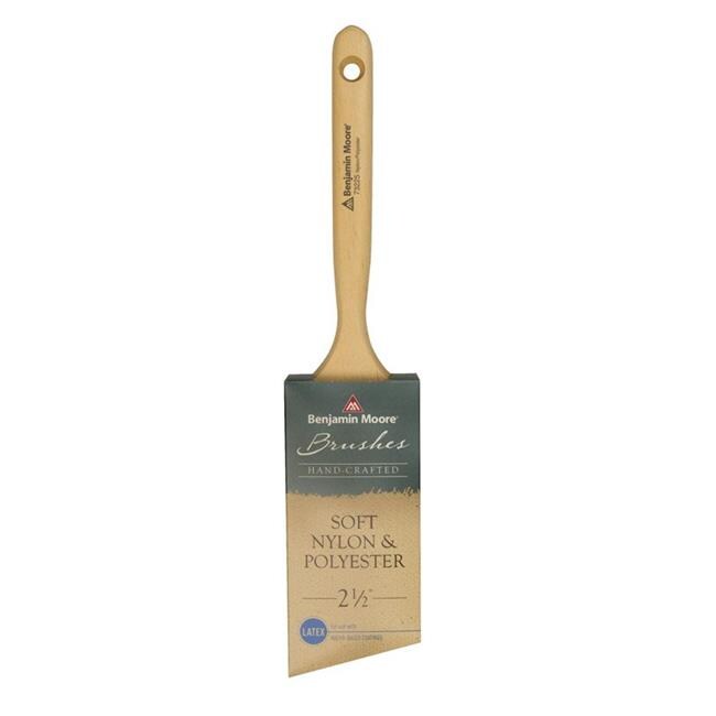 Benjamin Moore 1338268 2.5 in. Soft Angle Paint Brush Paint Brushes