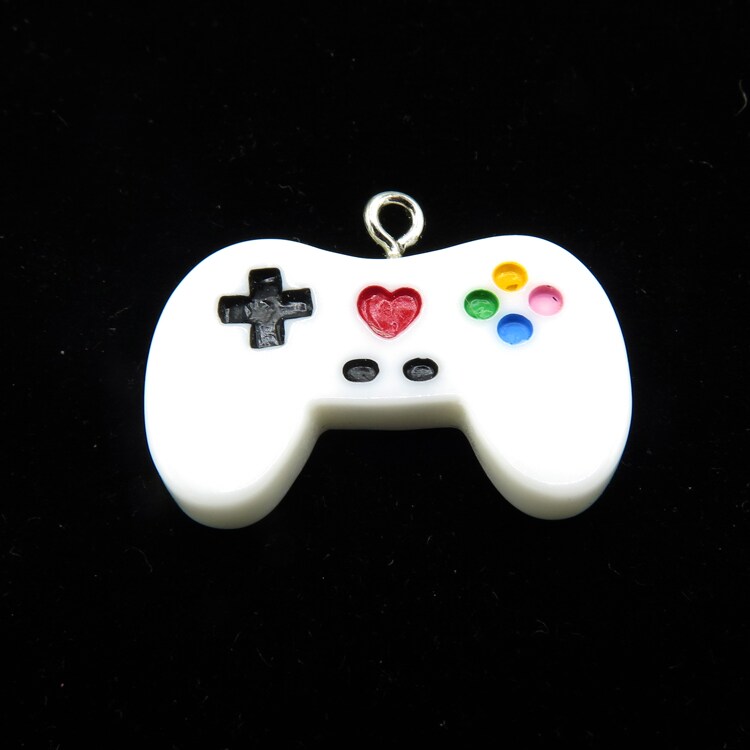 White Plastic Old School Video Game Controller (K373) (4x)