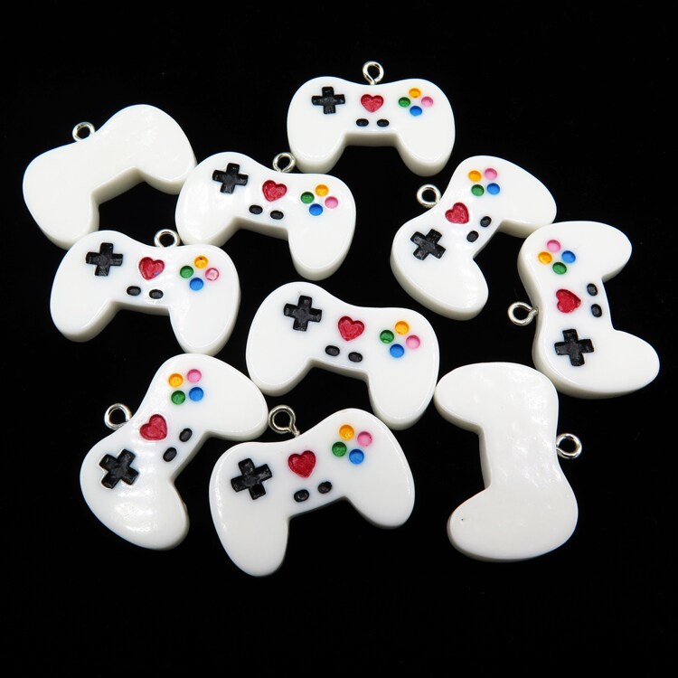 White Plastic Old School Video Game Controller (K373) (4x)