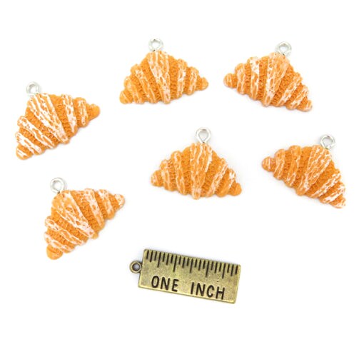 Plastic Powdered Croissant Charm (K360) (4x)