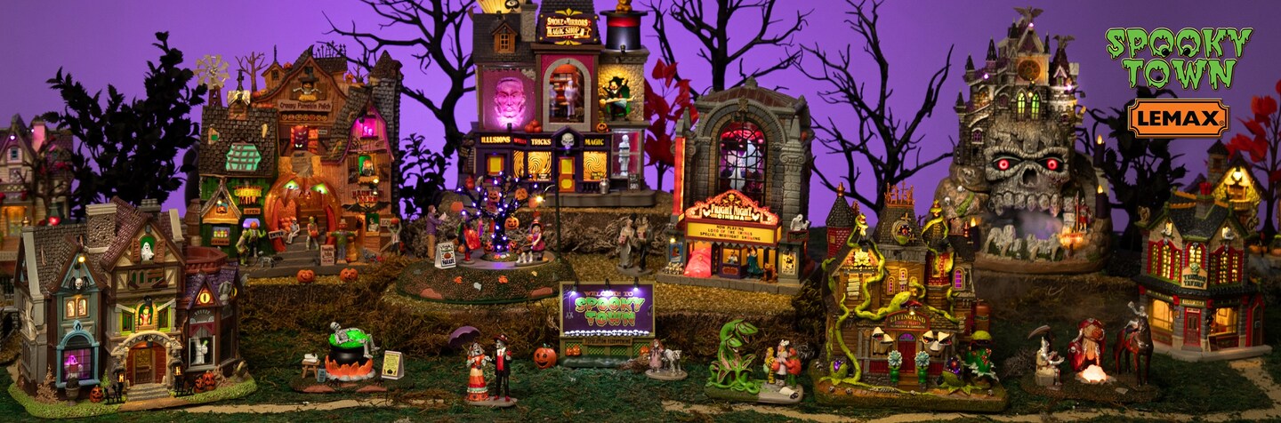 Lemax halloween village figurines scene
