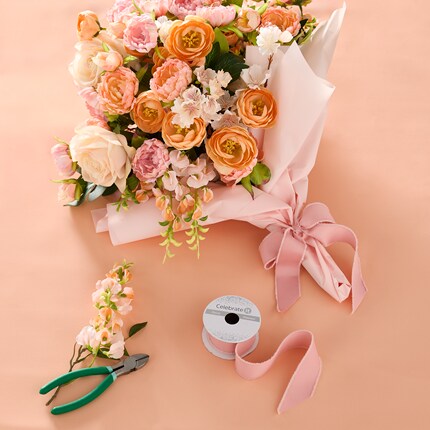 Wreath and white flowers