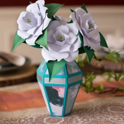 Gorgeous-Gardenias-3D-Paper-Crafts-55496-1-1-580x387.jpg