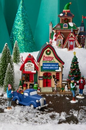 Lemax Christmas house with trees and figurines