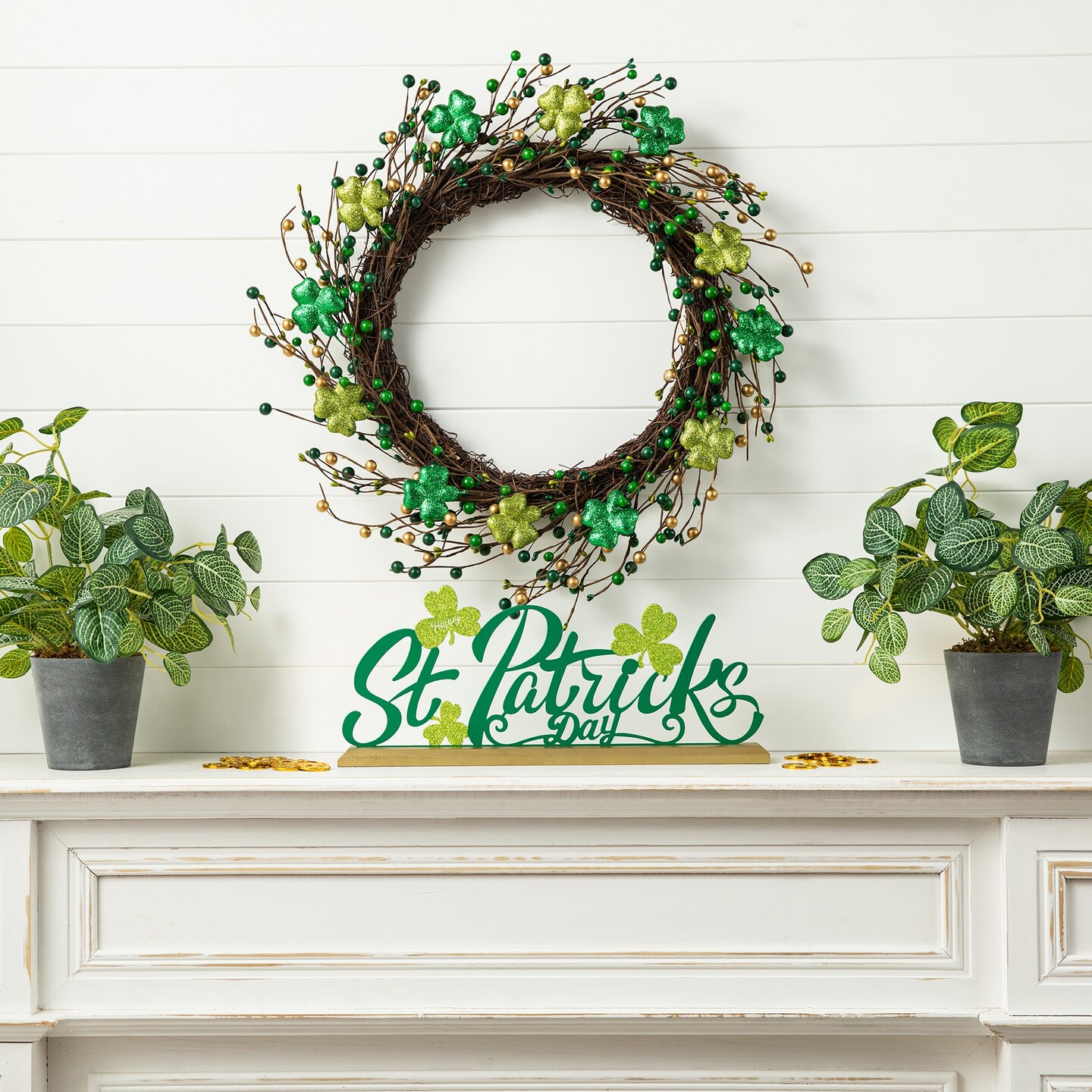 Mardi Gras Decor