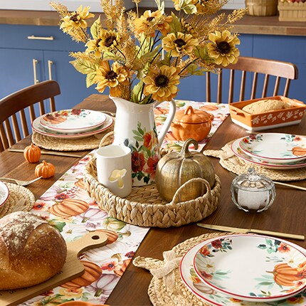Heirloom harvest fall tablescape