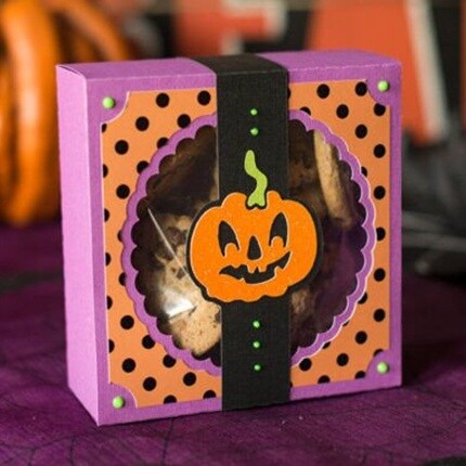 Halloween-Cookie-Box-SVG-3D-Paper-Crafts-56787-1-1-580x387.jpg