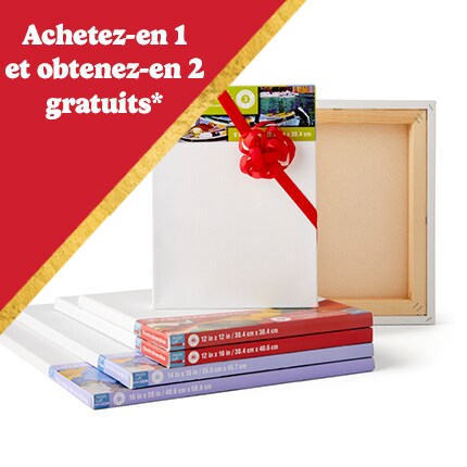 toiles empilées avec un nœud avec Achetez 1 Obtenez 2 Gratuits en texte blanc sur un triangle rouge.