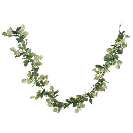 green and white babys breath garland