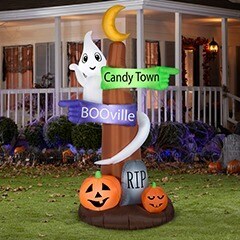 Halloween inflatable