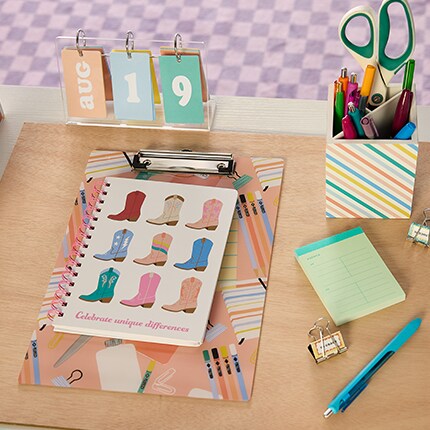 Teachers desk