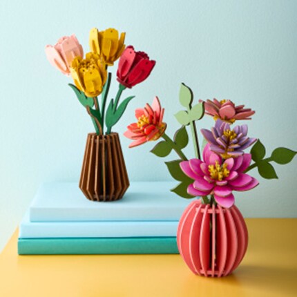 Blank surface wooden flowers painted