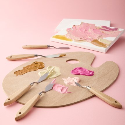 pallete and painting knives